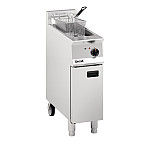 Lincat Opus 800 Single Tank Single Basket Free Standing Electric Fryer OE8112